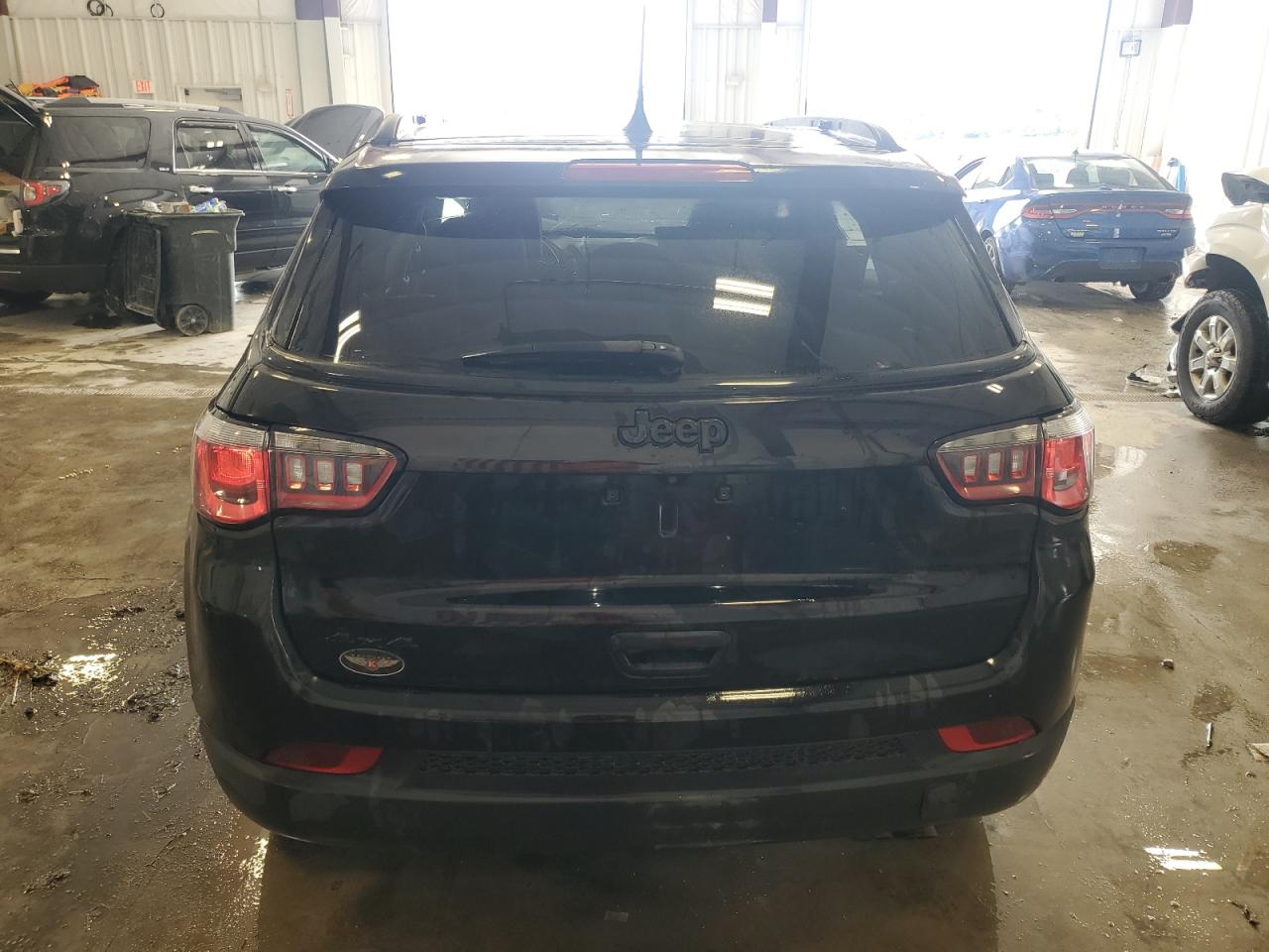2018 Jeep Compass Latitude VIN: 3C4NJDBB2JT366880 Lot: 61648694