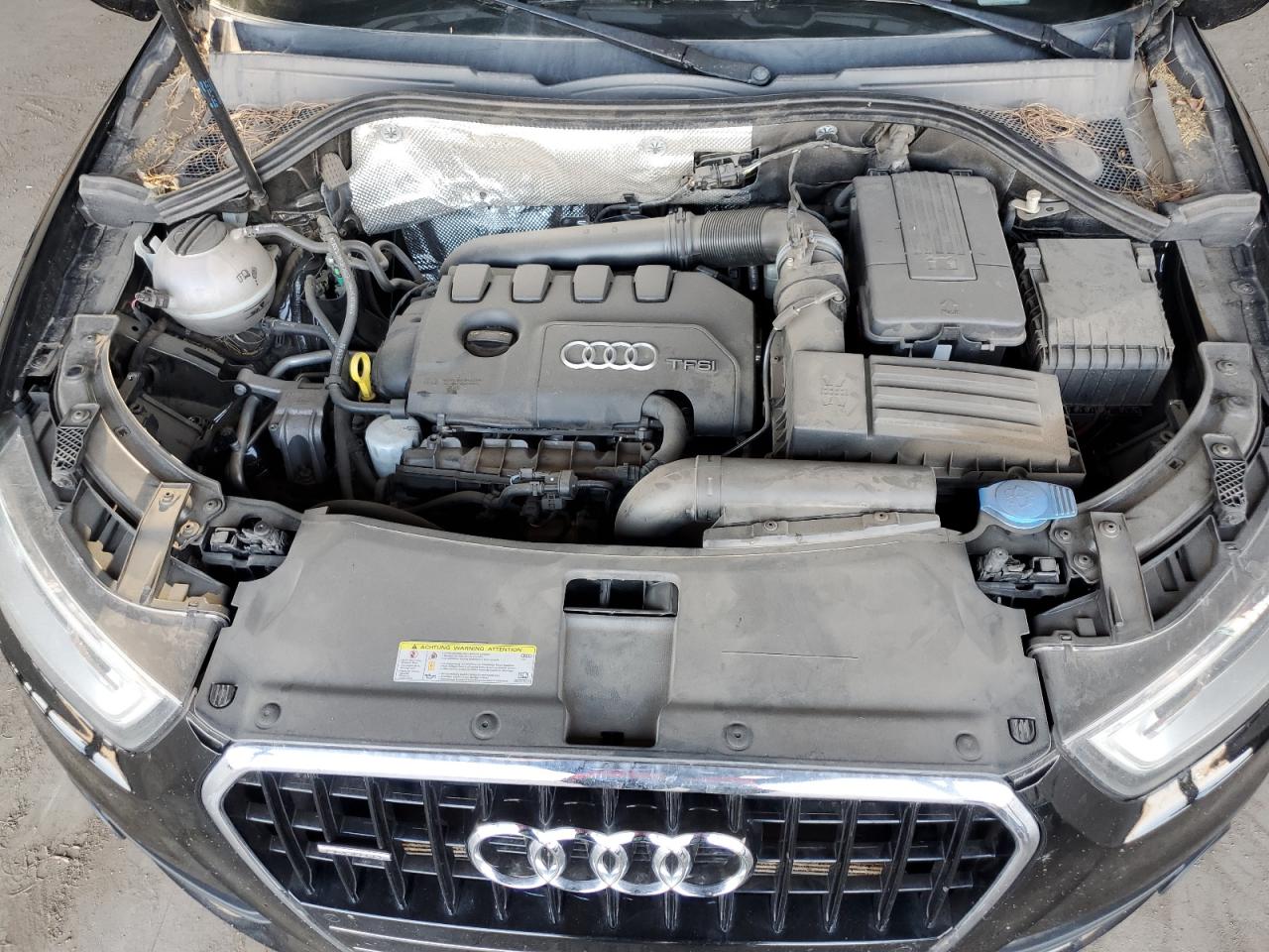 WA1GFCFS7FR000406 2015 Audi Q3 Prestige