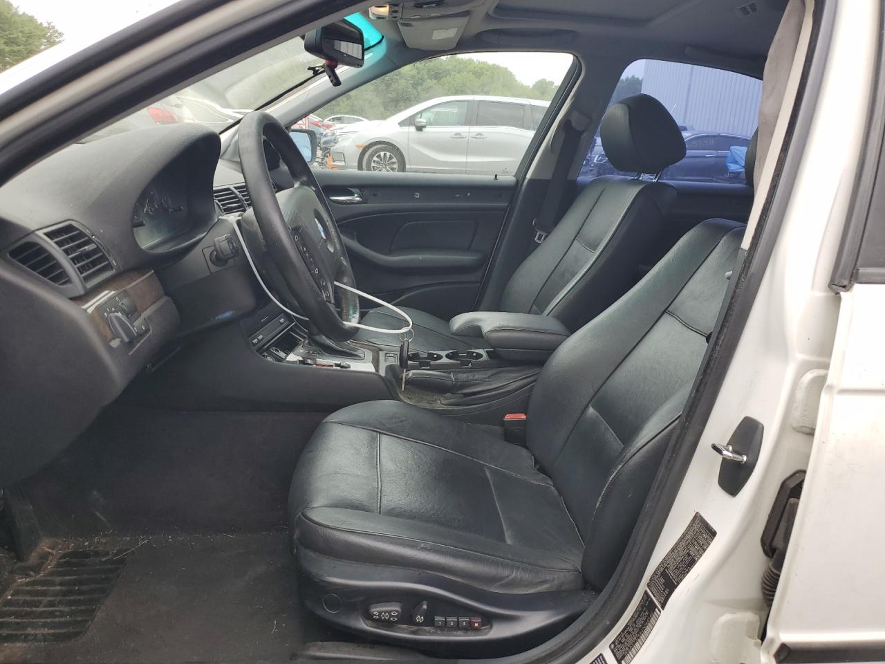 2004 BMW 325 I VIN: WBAET37484NJ44540 Lot: 65166474