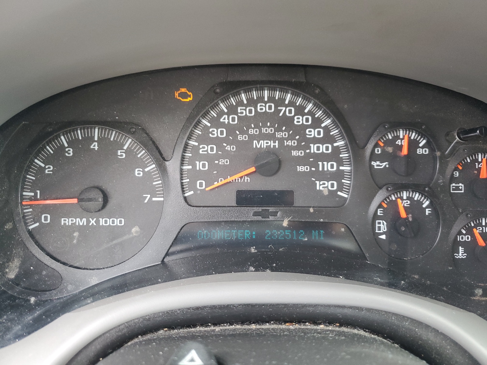 1GNDT13S752375558 2005 Chevrolet Trailblazer Ls