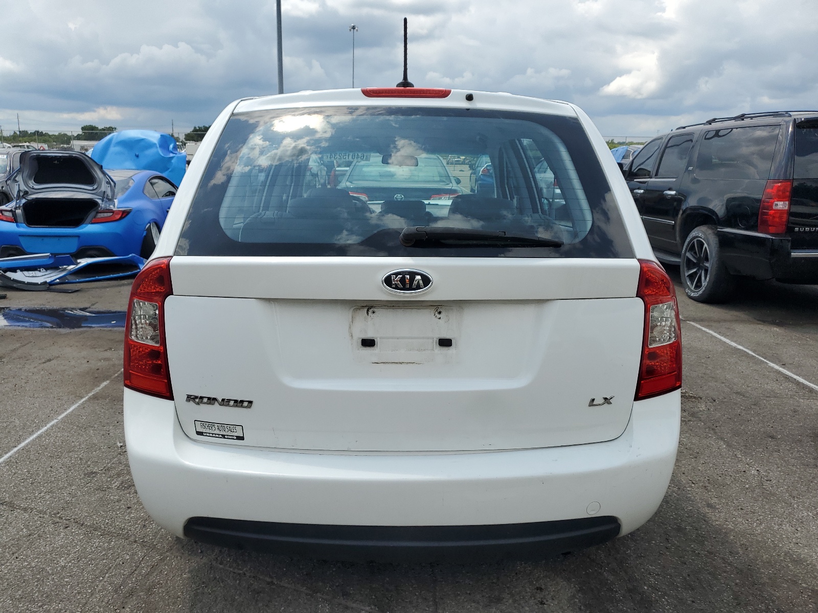 KNAFG528297222238 2009 Kia Rondo Base