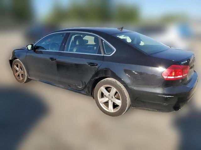  VOLKSWAGEN PASSAT 2015 Чорний