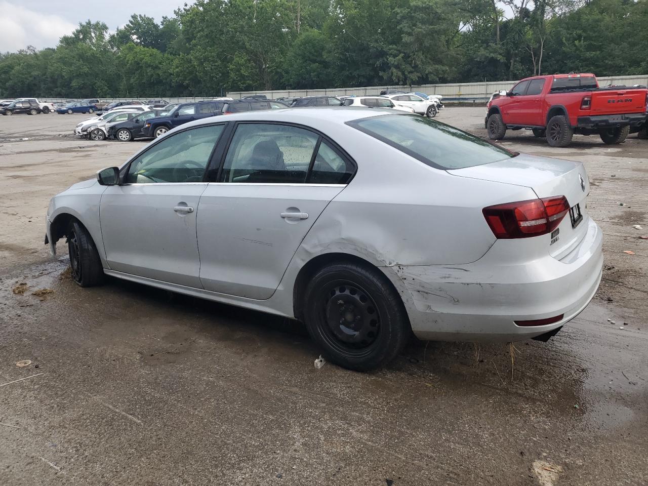 3VW167AJ0HM323201 2017 VOLKSWAGEN JETTA - Image 2