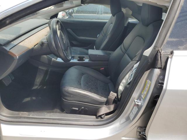  TESLA MODEL 3 2018 Сріблястий