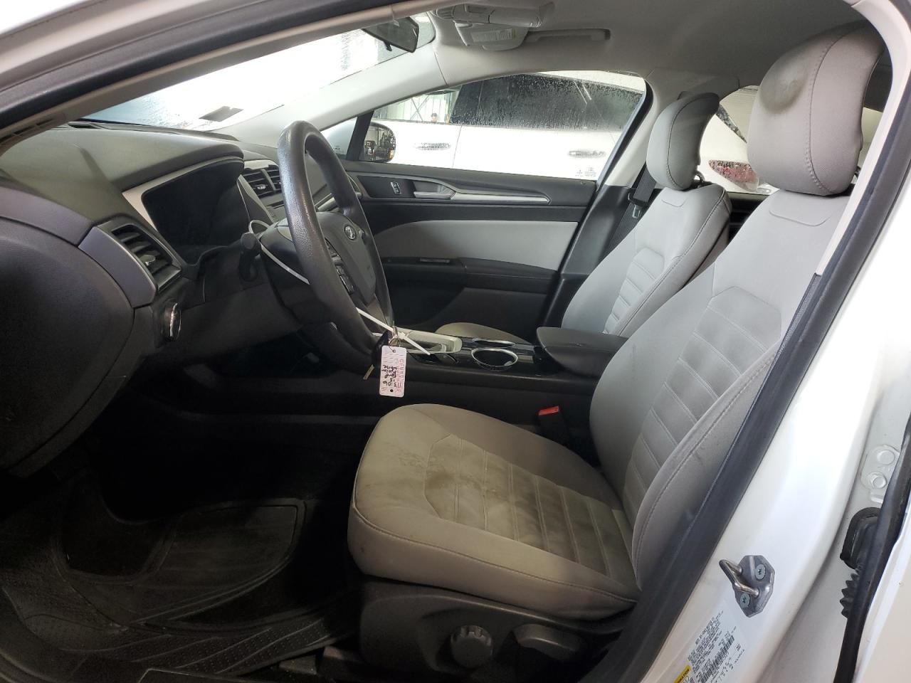 2013 Ford Fusion S VIN: 3FA6P0G73DR123375 Lot: 64269624