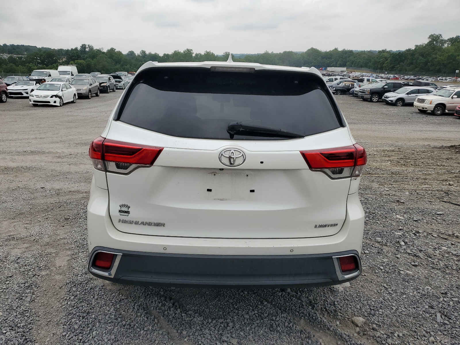 5TDYZRFH1HS211730 2017 Toyota Highlander Limited
