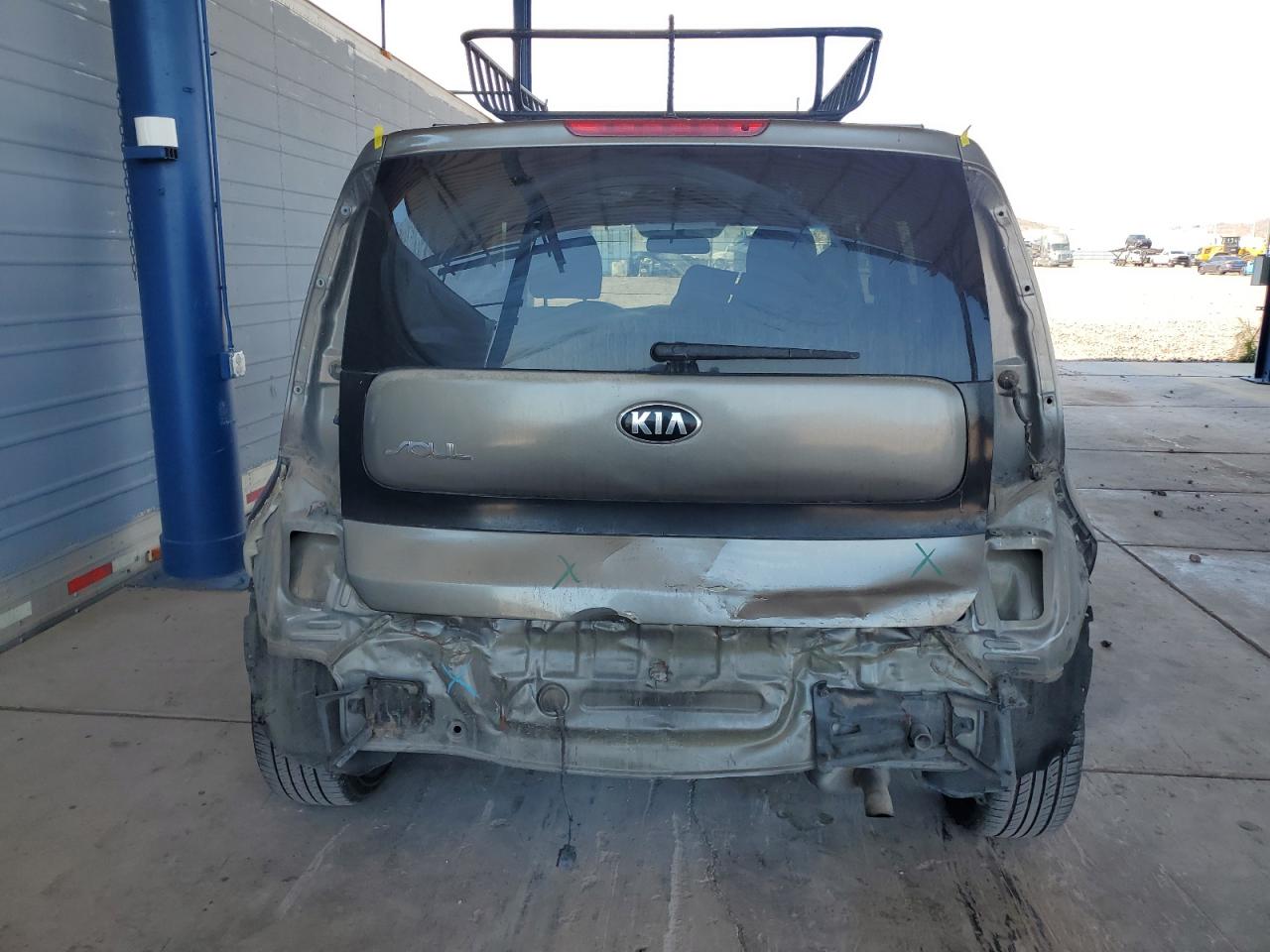 2016 Kia Soul VIN: KNDJN2A25G7341252 Lot: 64105504