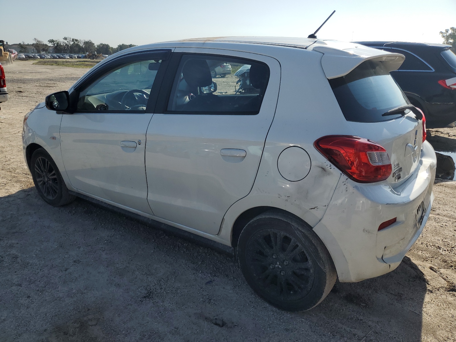 ML32A5HJ8KH015174 2019 Mitsubishi Mirage Le