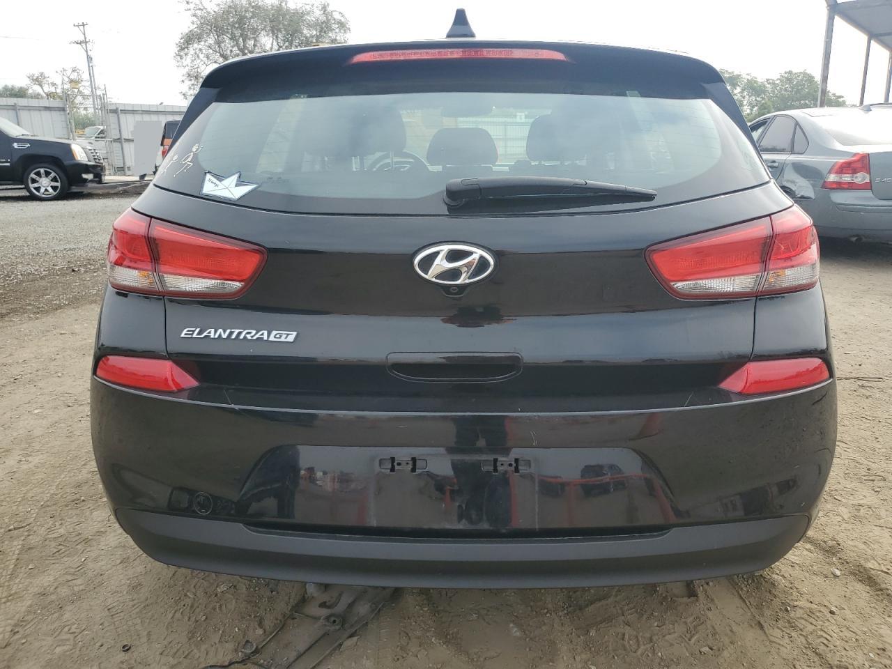 2018 Hyundai Elantra Gt VIN: KMHH35LE3JU067826 Lot: 62573084