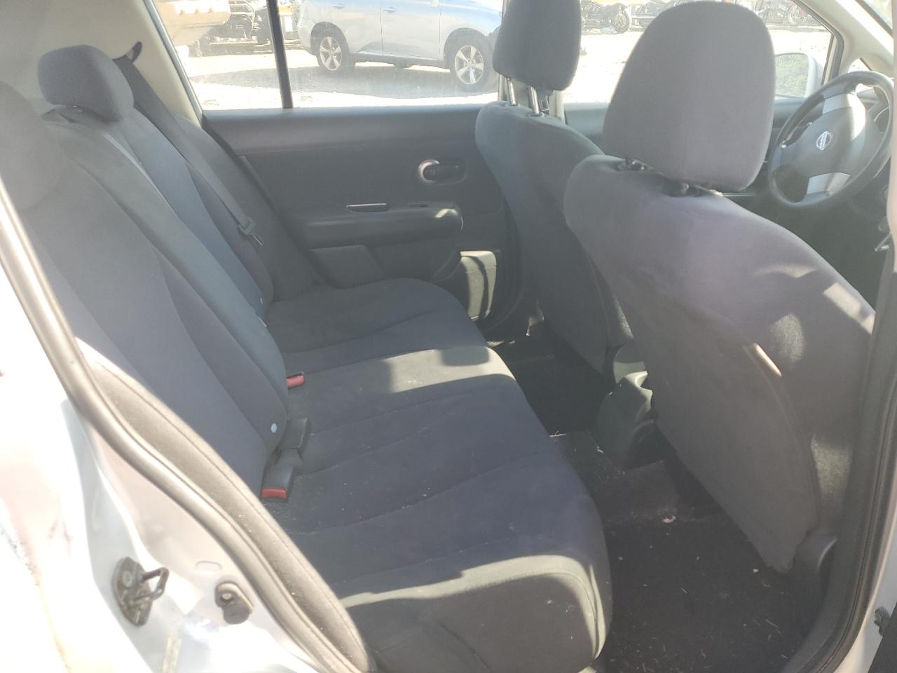 2007 Nissan Versa S VIN: 3N1BC13E67L395976 Lot: 62501094