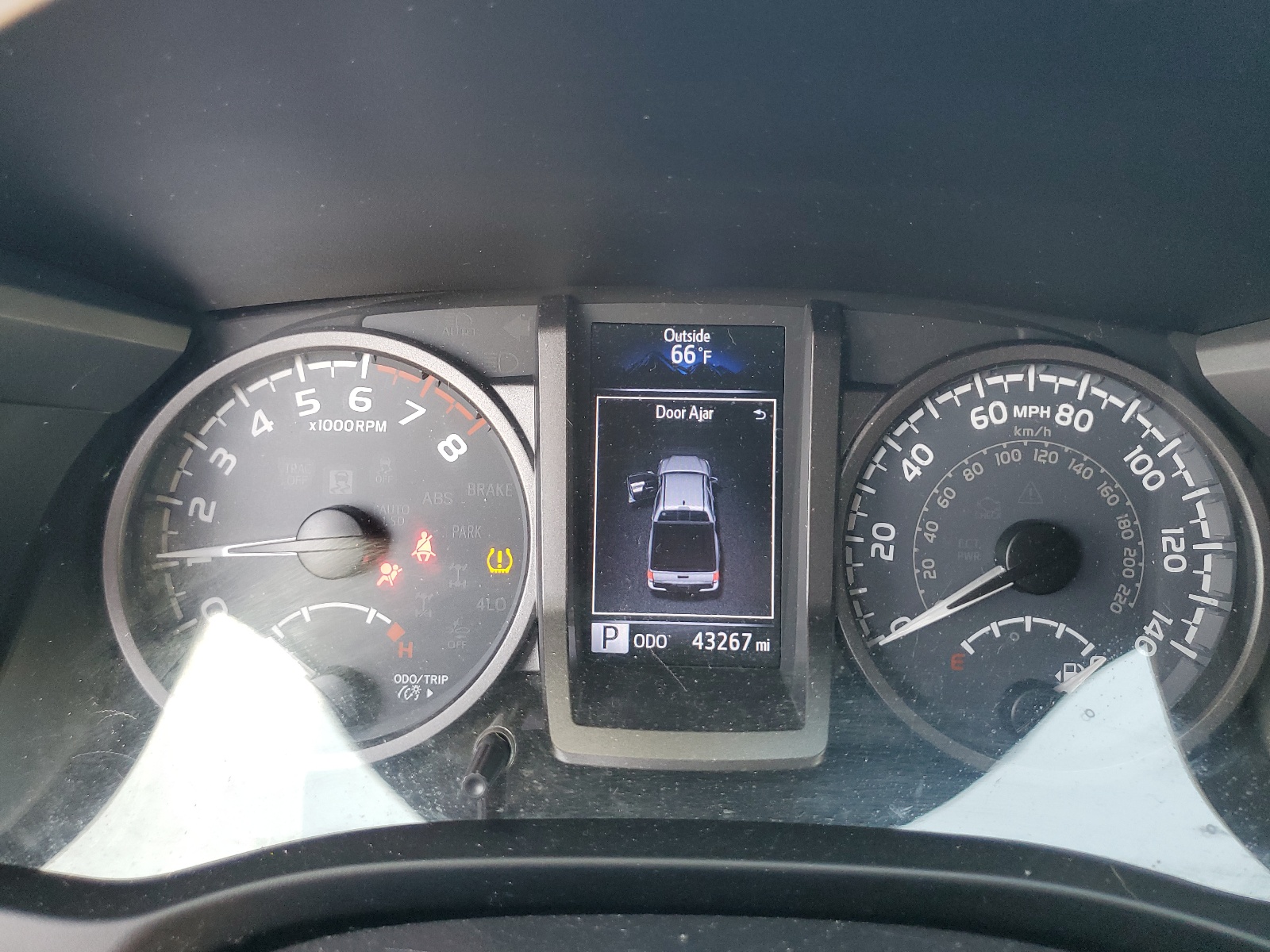 3TMCZ5AN7JM124808 2018 Toyota Tacoma Double Cab