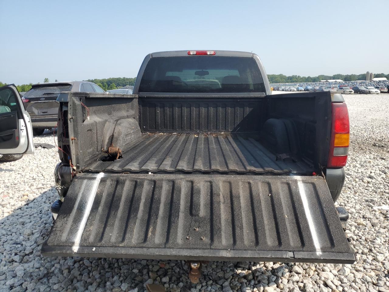 2002 GMC Sierra K2500 Heavy Duty VIN: 1GTHK29162E166825 Lot: 63648314