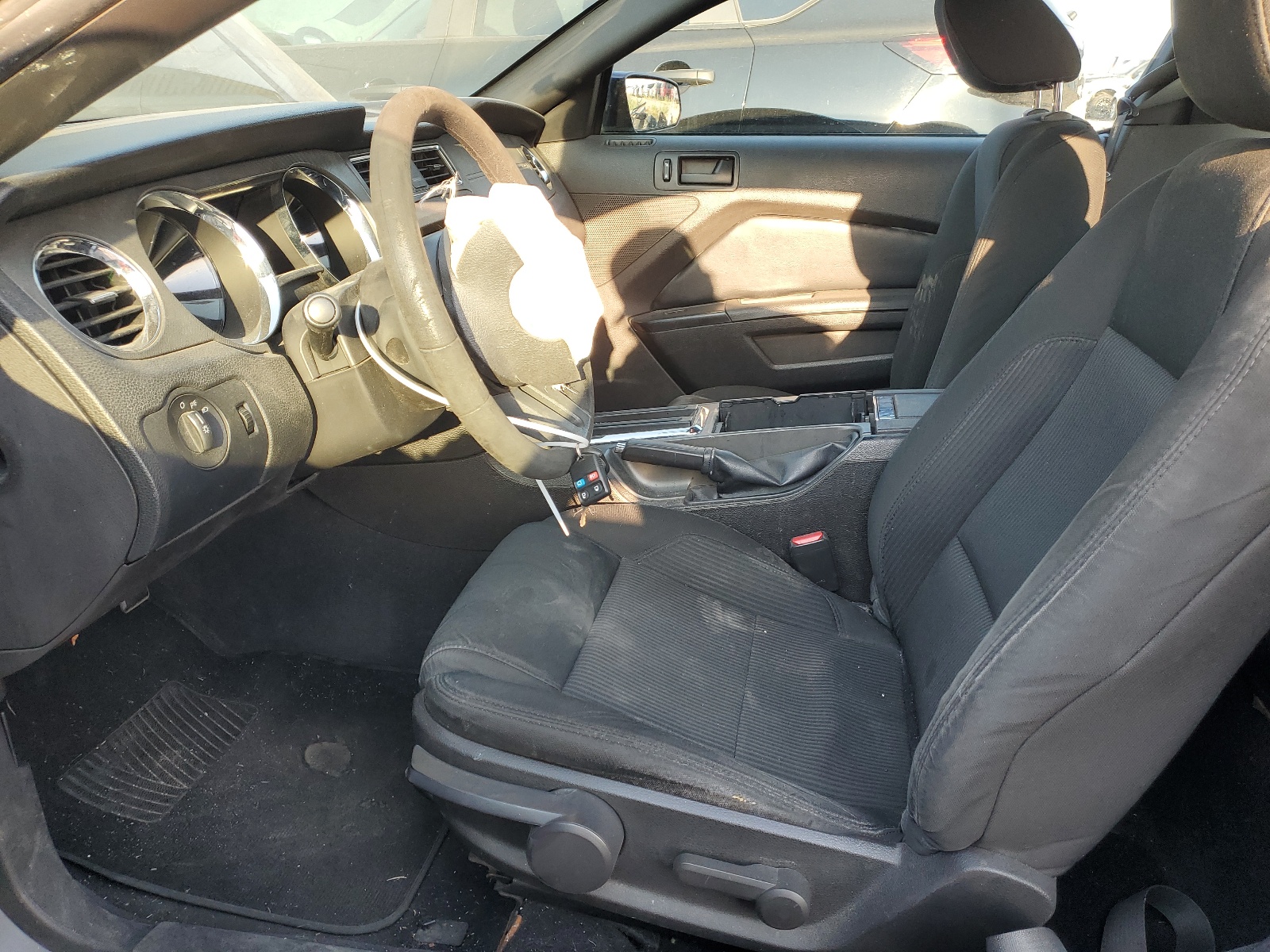 1ZVBP8AN2A5121059 2010 Ford Mustang