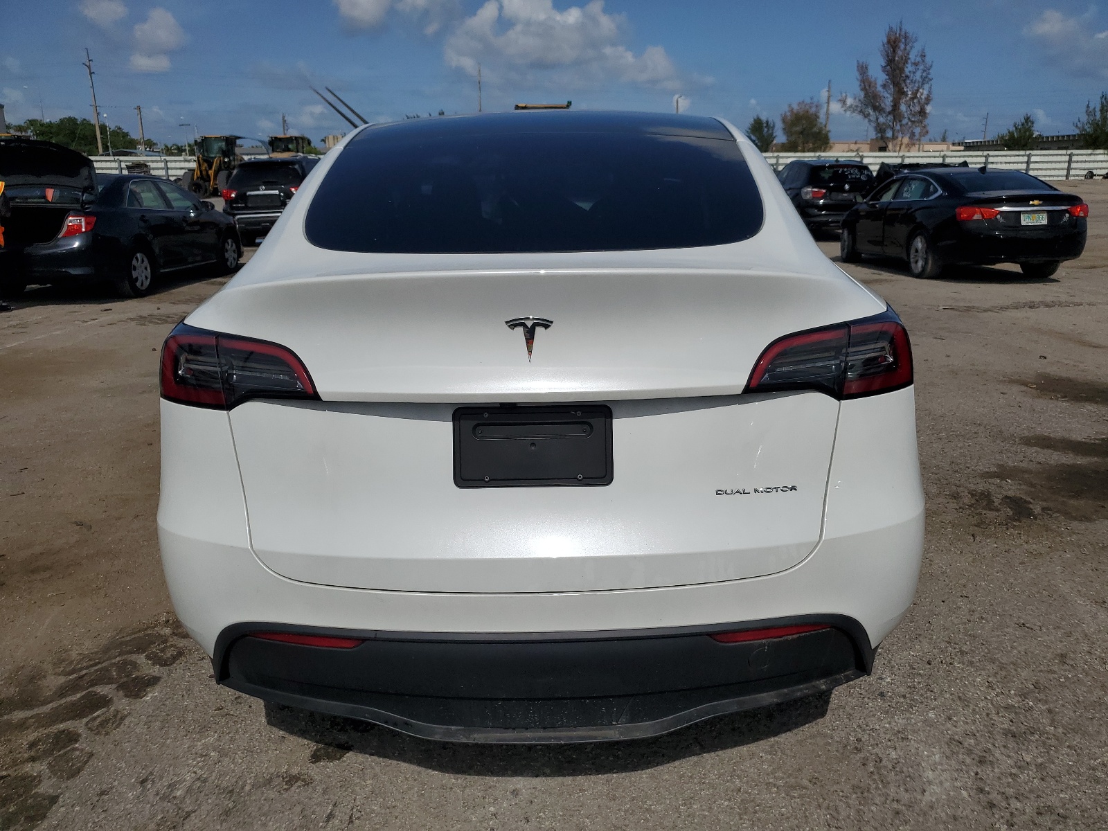 7SAYGDEE3PA166101 2023 Tesla Model Y