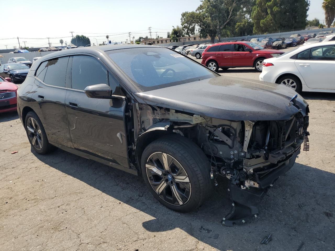 2023 BMW Ix xDrive50 VIN: WB523CF01PCM01988 Lot: 62398094