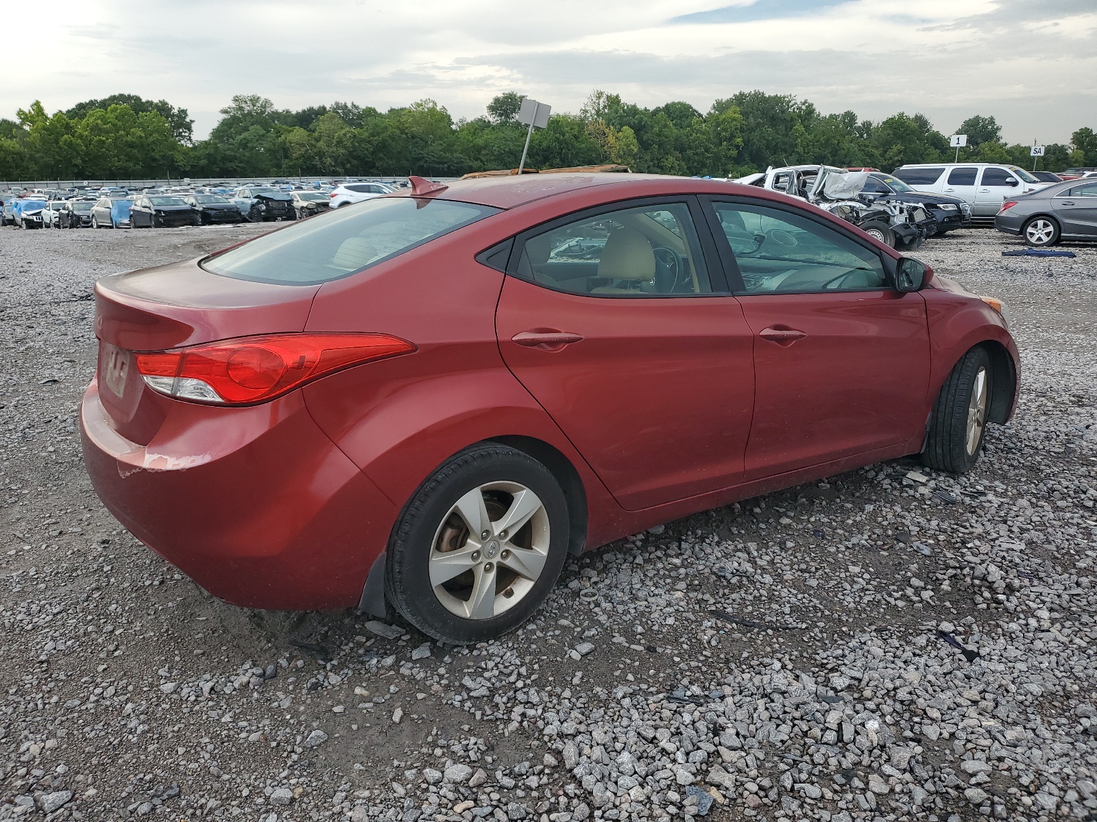 2013 Hyundai Elantra Gls vin: 5NPDH4AE4DH180300