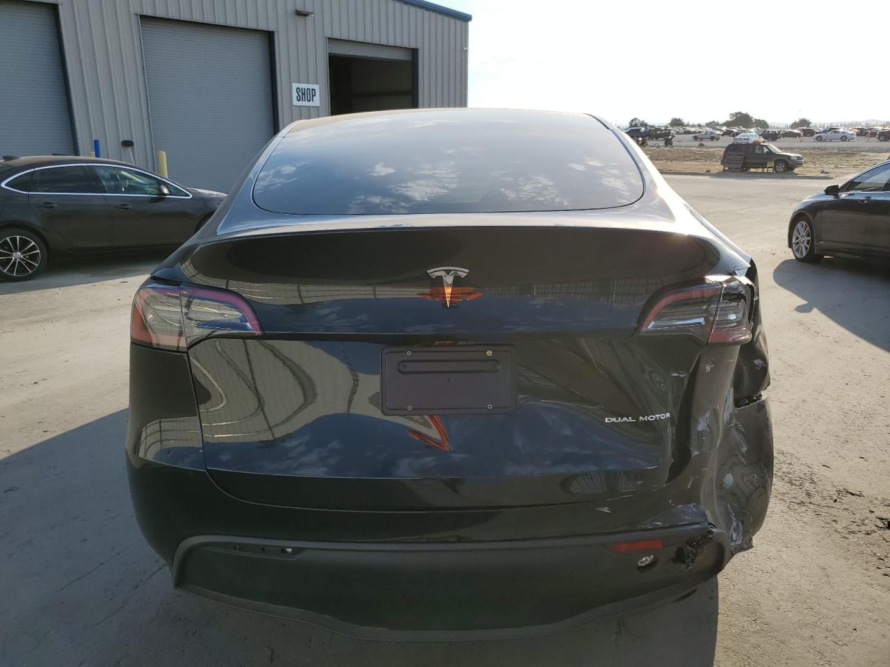 7SAYGDEE7RF007992 2024 Tesla Model Y