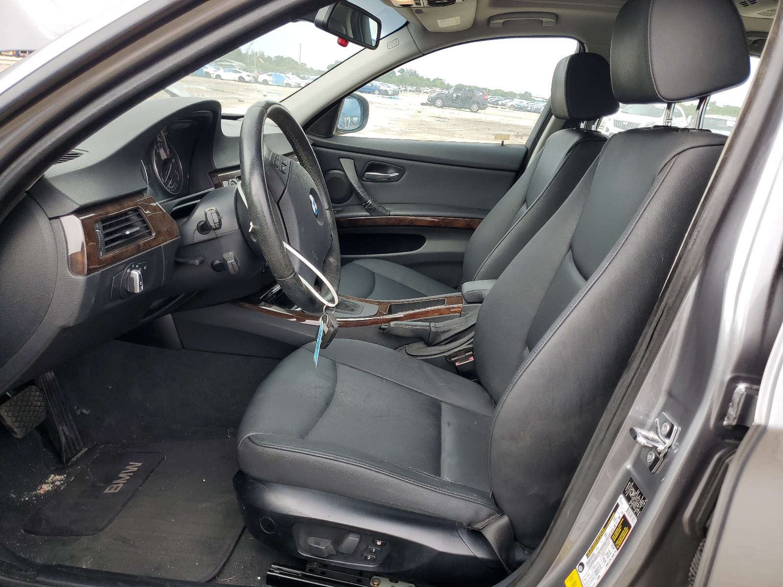 WBAPH57539NL78980 2009 BMW 328 I Sulev