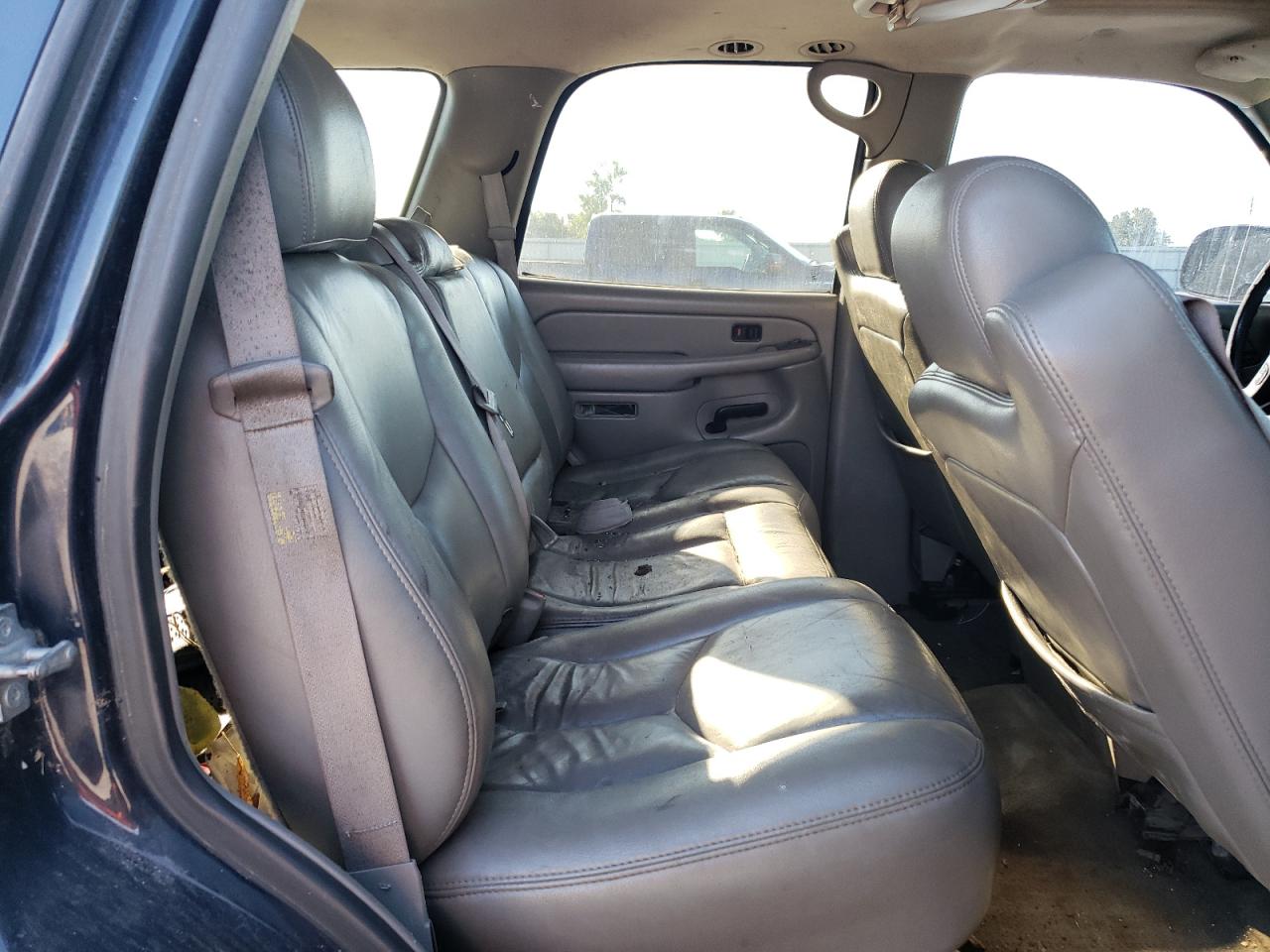 2005 Chevrolet Tahoe K1500 VIN: 1GNEK13T85J104062 Lot: 54891734