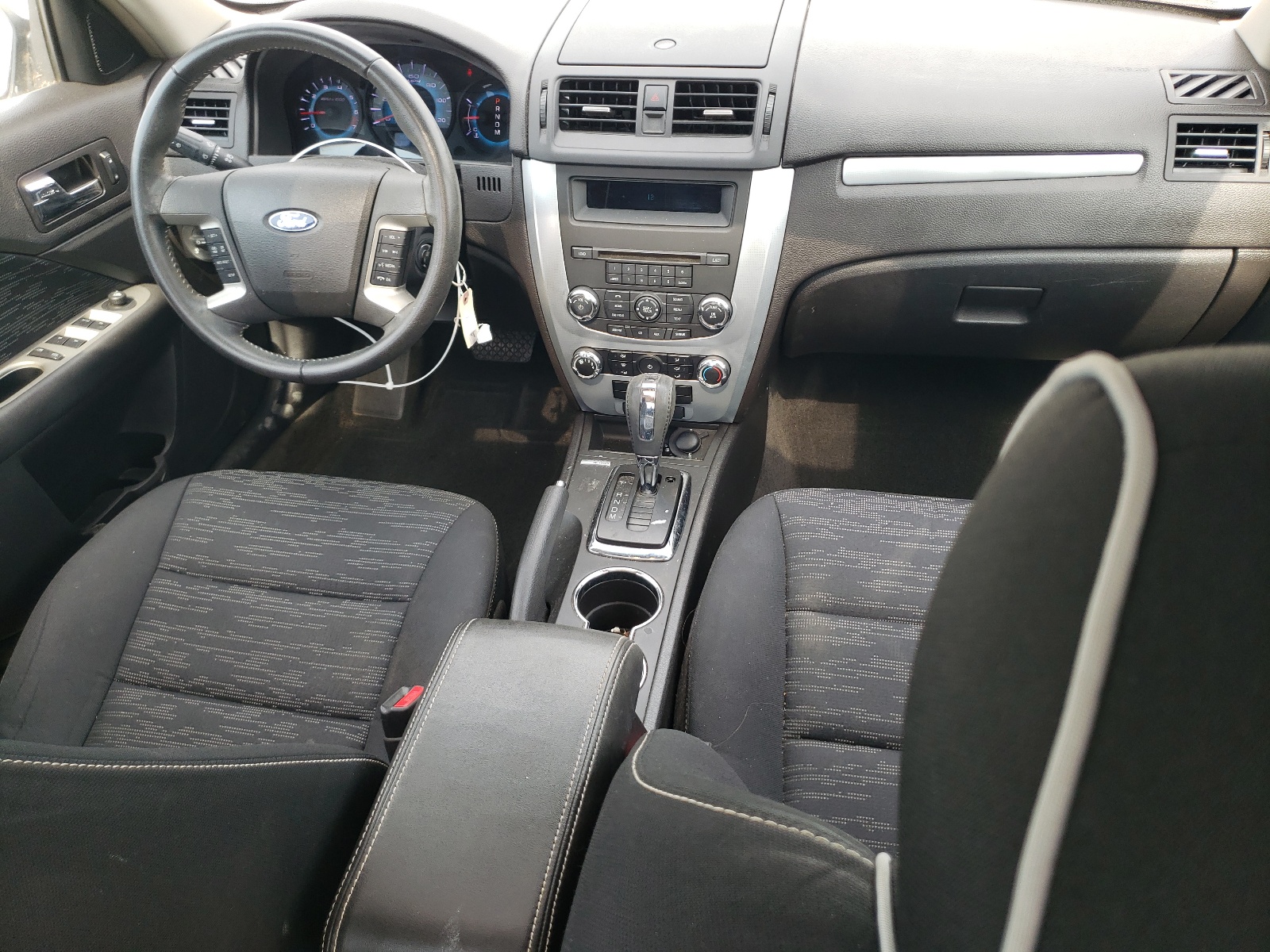 3FAHP0HA5BR271768 2011 Ford Fusion Se