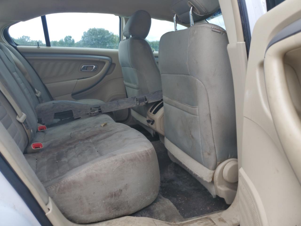 2013 Ford Taurus Se VIN: 1FAHP2D89DG234229 Lot: 62697864