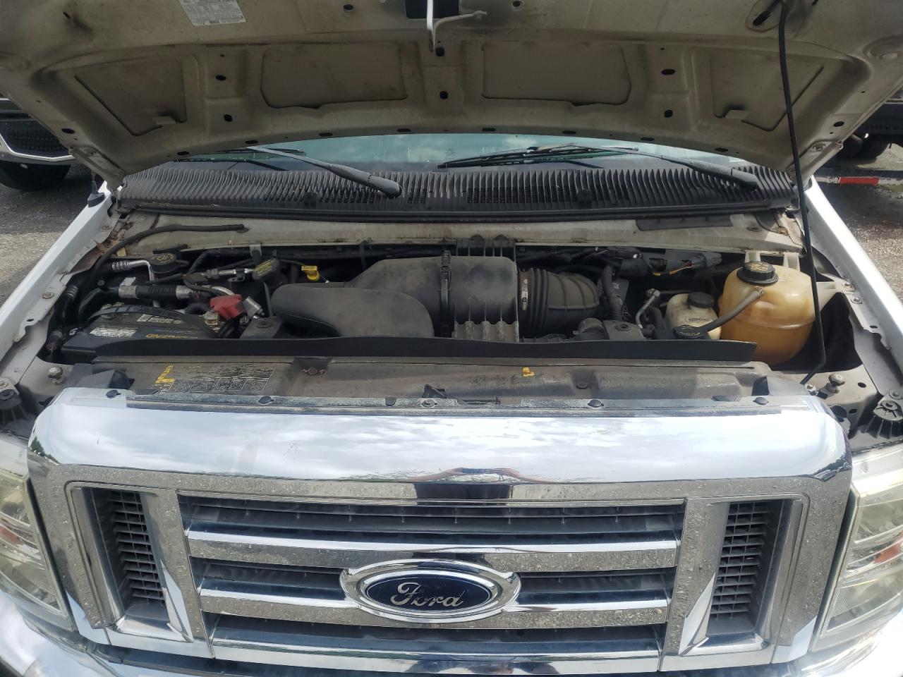 2010 Ford Econoline E450 Super Duty Cutaway Van VIN: 1FDXE4FS2ADA99829 Lot: 63760914