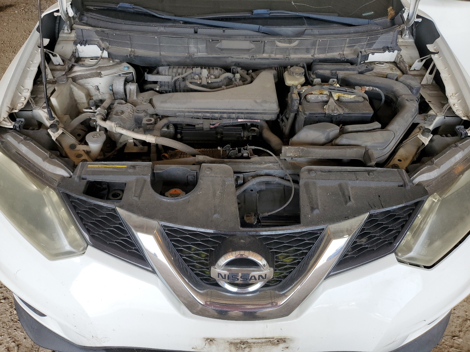 5N1AT2MT2FC850470 2015 Nissan Rogue S