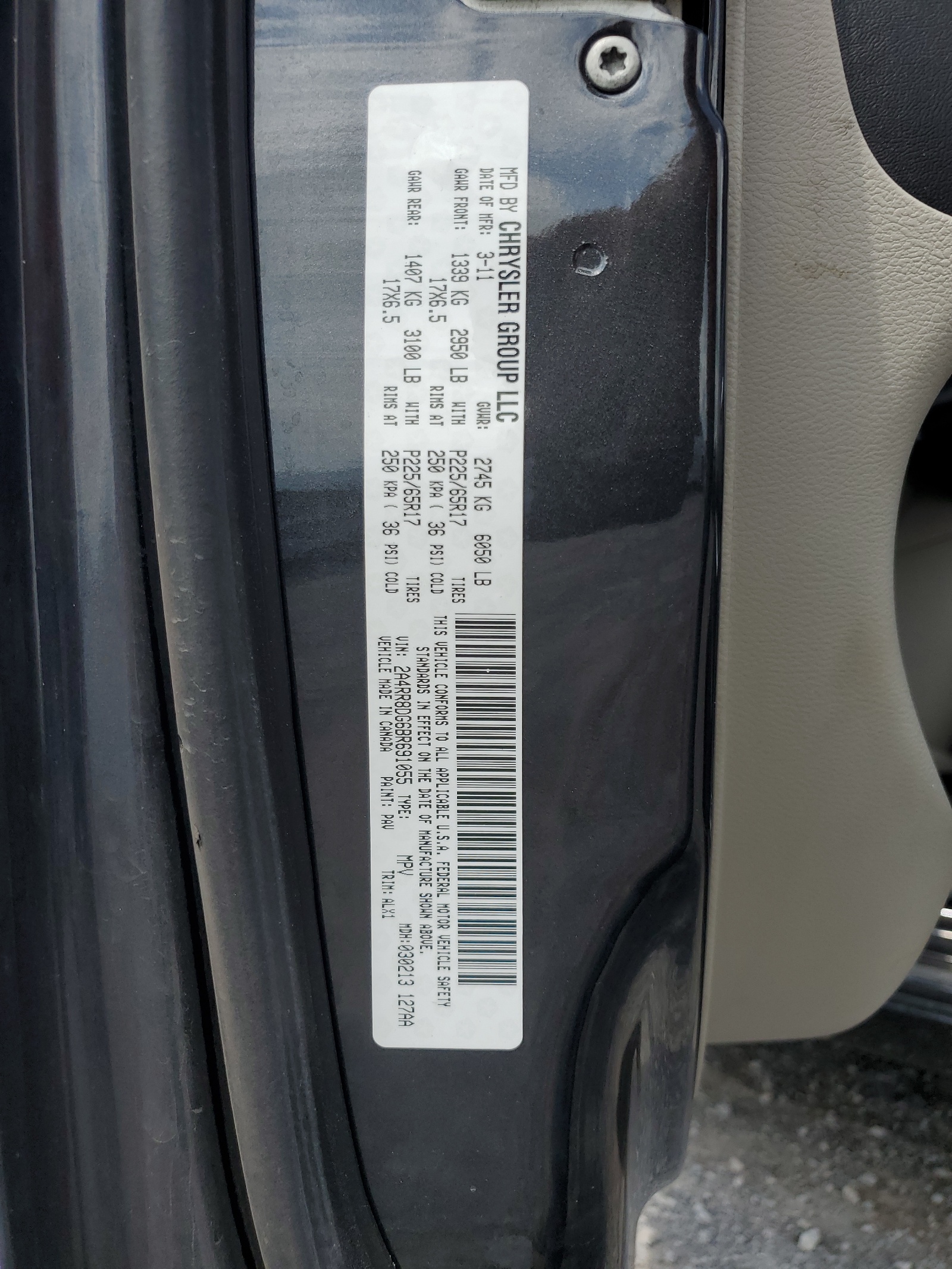 2A4RR8DG6BR691055 2011 Chrysler Town & Country Touring L