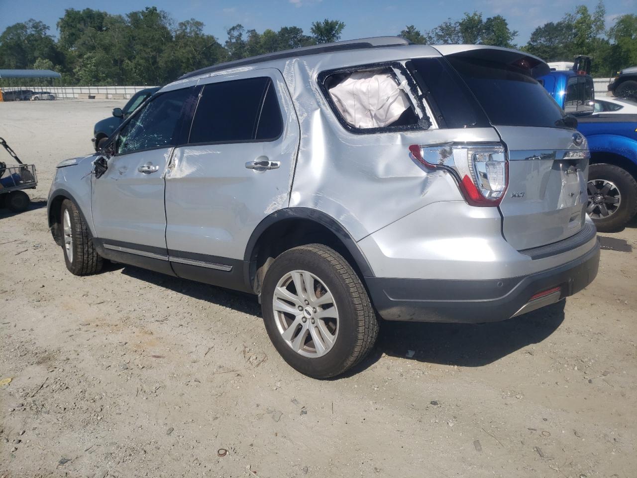 1FM5K8D80KGB02967 2019 FORD EXPLORER - Image 2