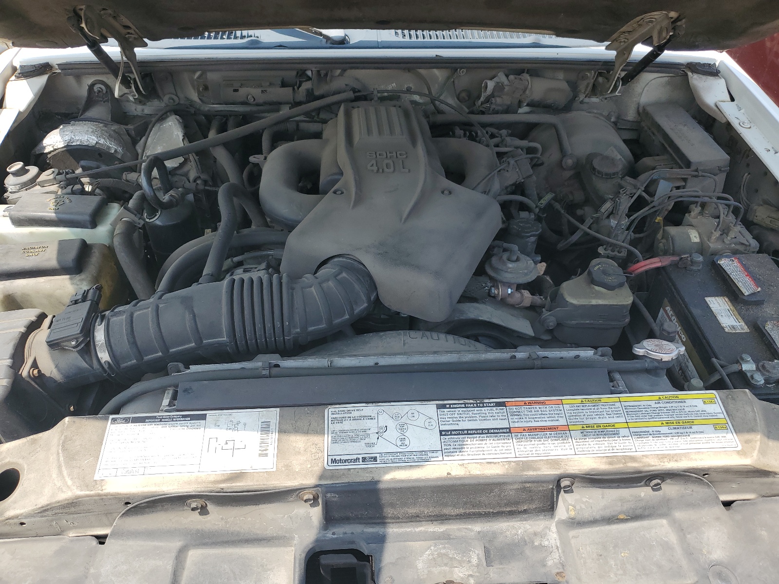 1FMZU34E3XZB08519 1999 Ford Explorer