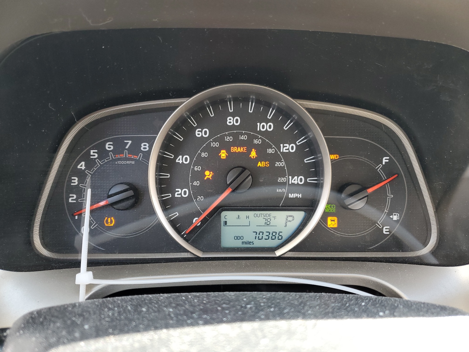 JTMBFREV0FD113920 2015 Toyota Rav4 Le