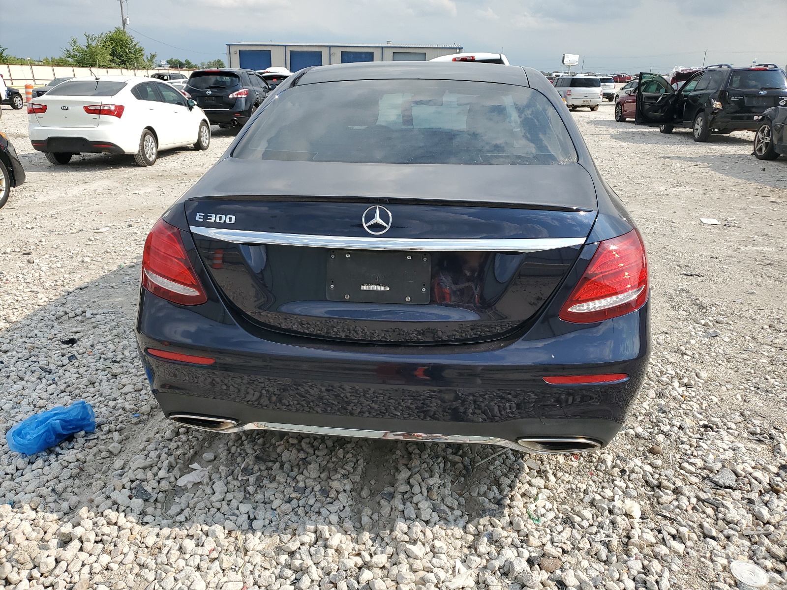 WDDZF4JBXJA427264 2018 Mercedes-Benz E 300