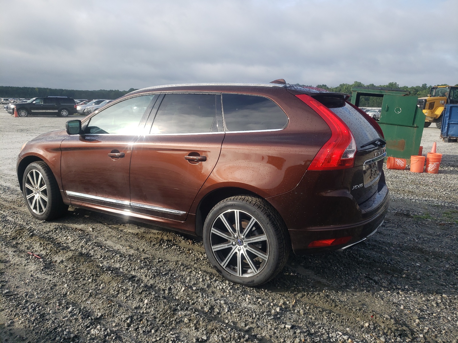 2016 Volvo Xc60 T5 Platinum vin: YV4612RM5G2839386