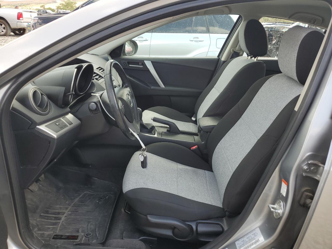 2010 Mazda 3 S VIN: JM1BL1S69A1307153 Lot: 63478554