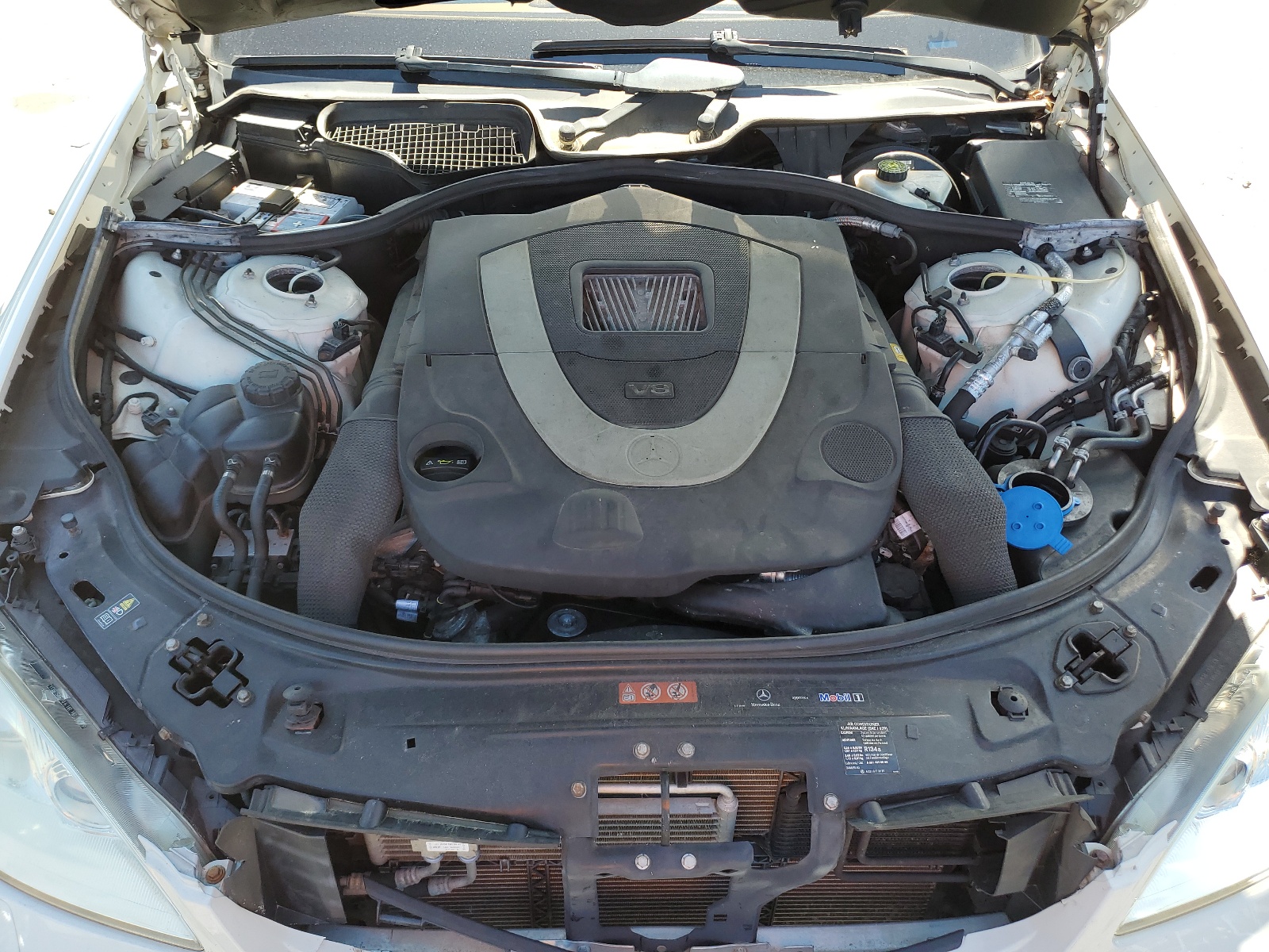 WDDNG86X88A221037 2008 Mercedes-Benz S 550 4Matic