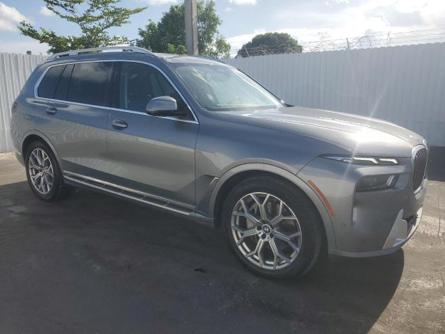  BMW X7 2024 Сріблястий