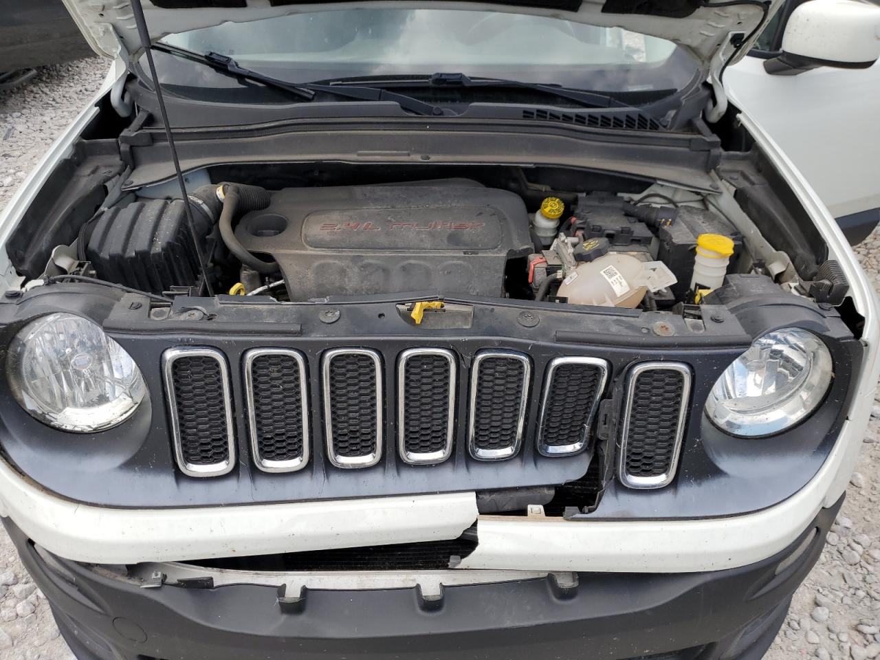 2015 Jeep Renegade Latitude VIN: ZACCJBBT4FPB29830 Lot: 61222434