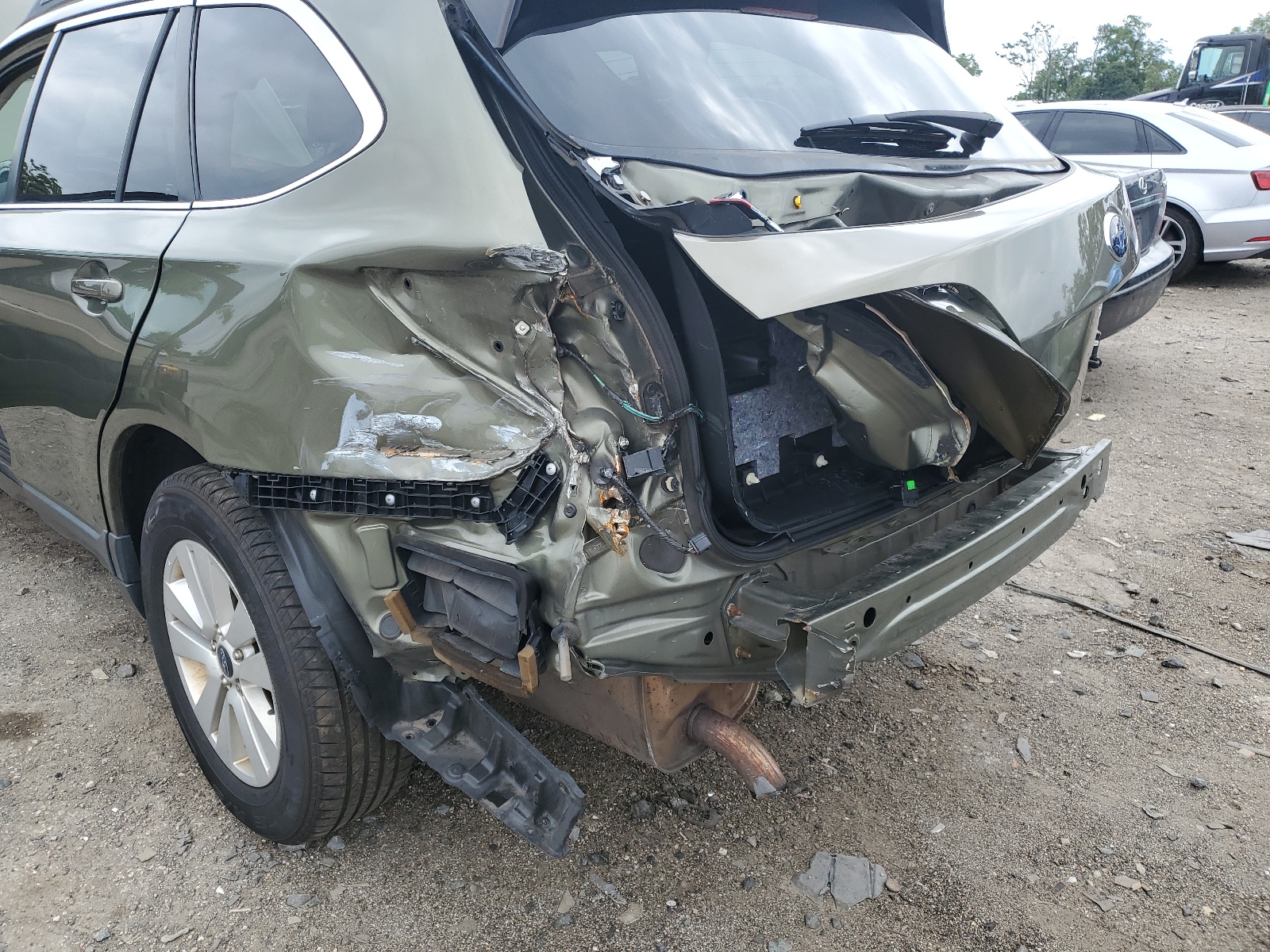 4S4BSAHC1G3225622 2016 Subaru Outback 2.5I Premium