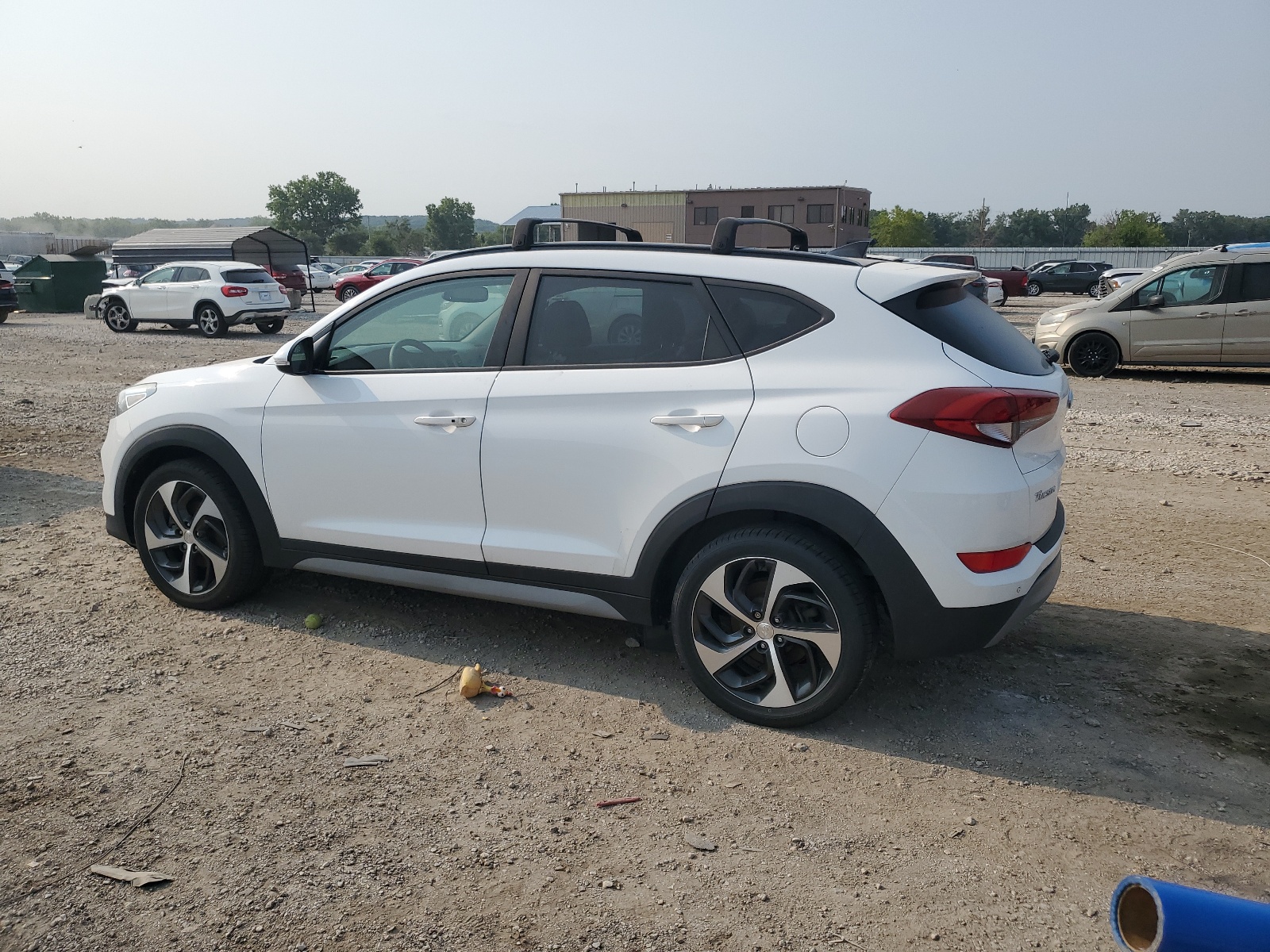 2018 Hyundai Tucson Value vin: KM8J3CA21JU687444