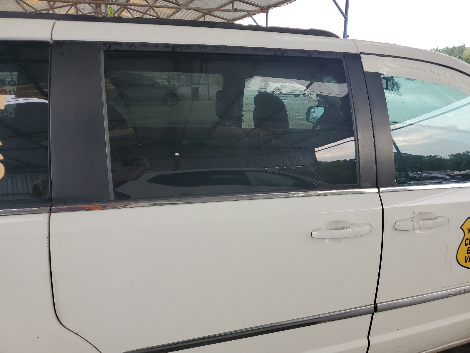 2A4RR5DG8BR659402 2011 Chrysler Town & Country Touring