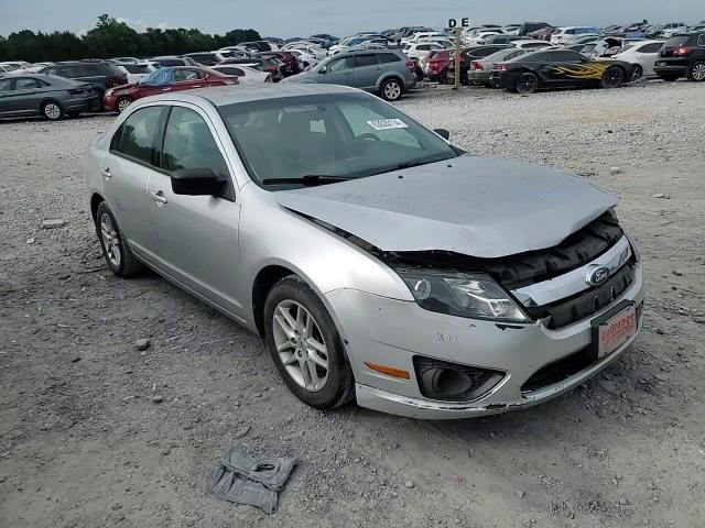 2012 Ford Fusion S VIN: 3FAHP0GA8CR185504 Lot: 63020114