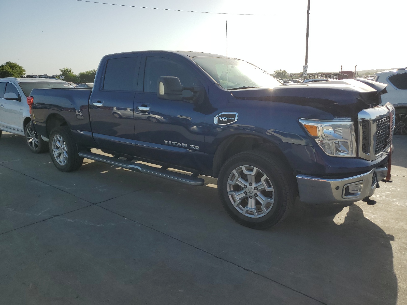 2017 Nissan Titan Xd Sl vin: 1N6AA1F22HN553678