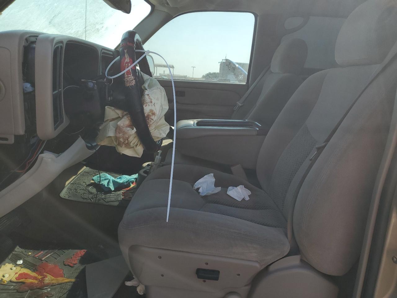 2005 Chevrolet Tahoe C1500 VIN: 1GNEC13V45R145241 Lot: 63109274