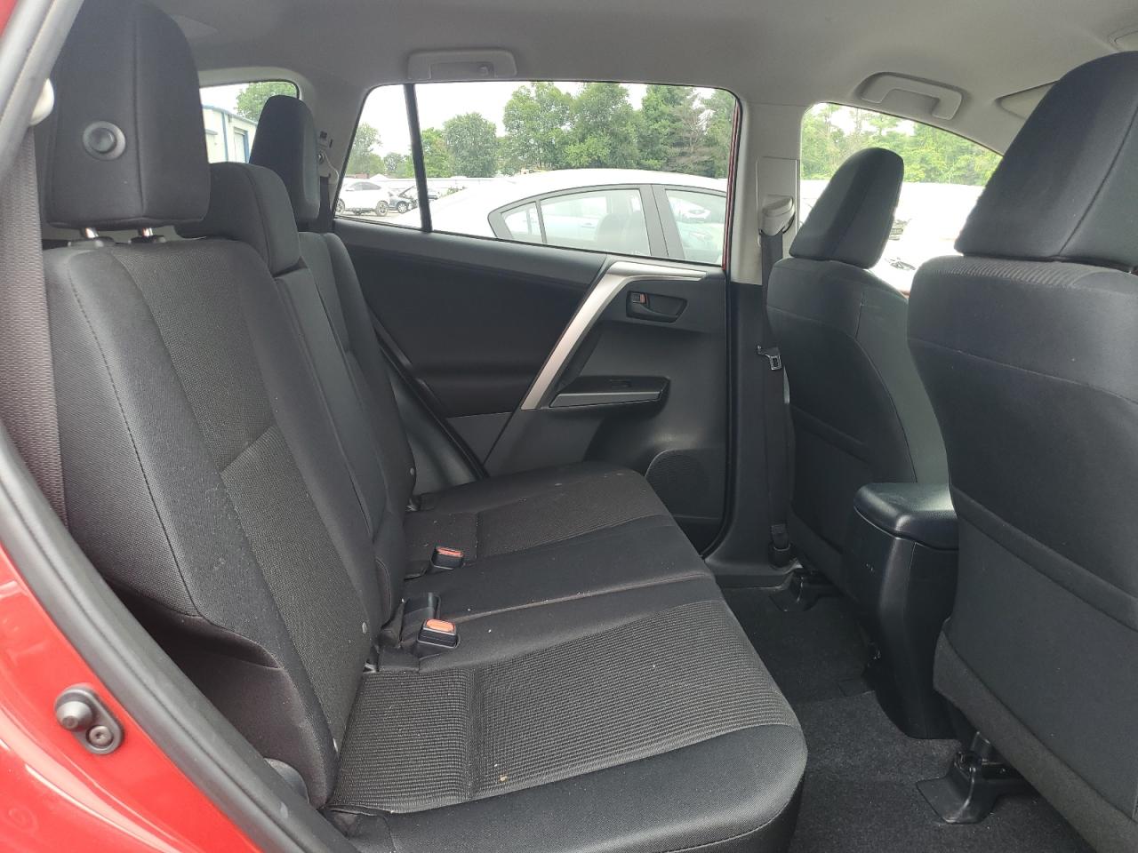 2017 Toyota Rav4 Le VIN: JTMZFREV4HJ144171 Lot: 63669464