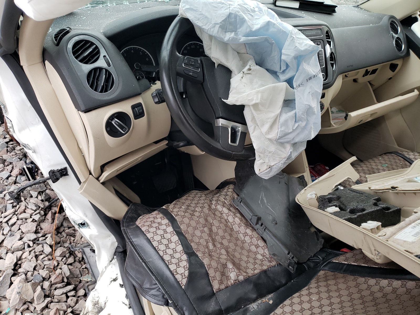 WVGBV3AX6DW573538 2013 Volkswagen Tiguan S