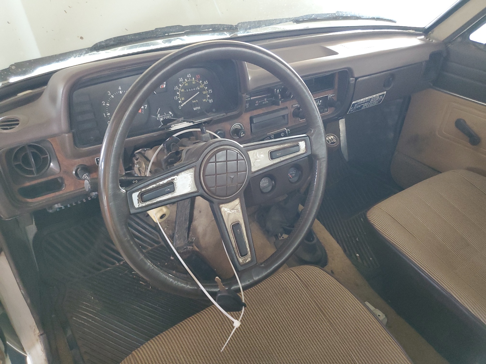 JT4RN48S7D0082093 1983 Toyota Pickup Rn48