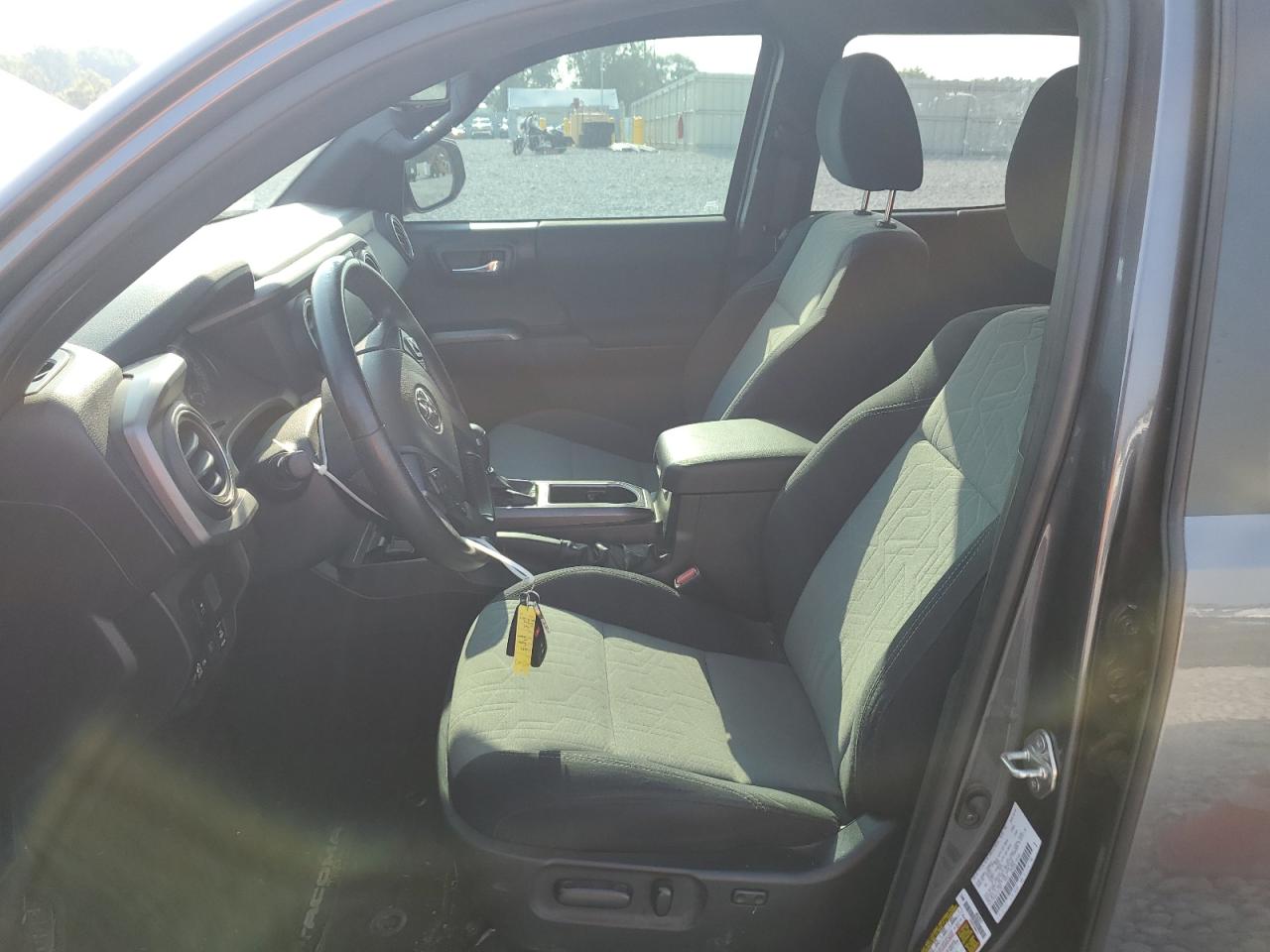 2020 Toyota Tacoma Double Cab VIN: 5TFCZ5ANXLX213687 Lot: 64136504