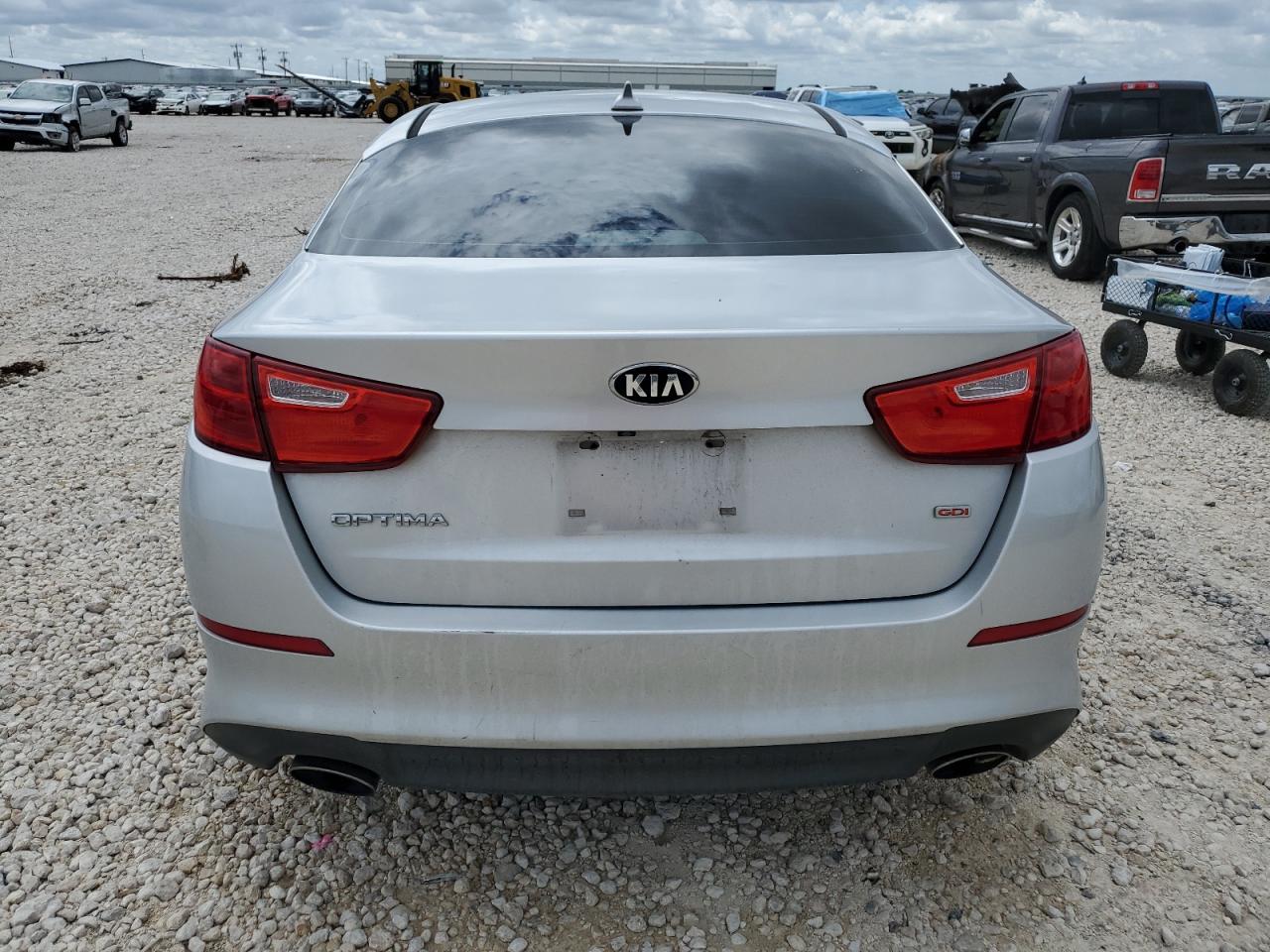 2015 Kia Optima Lx VIN: 5XXGM4A77FG472421 Lot: 64208434