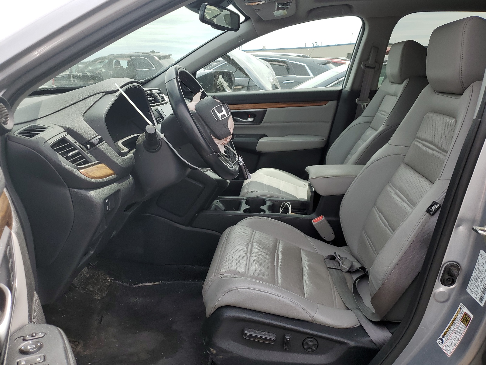 2HKRW2H90HH615389 2017 Honda Cr-V Touring