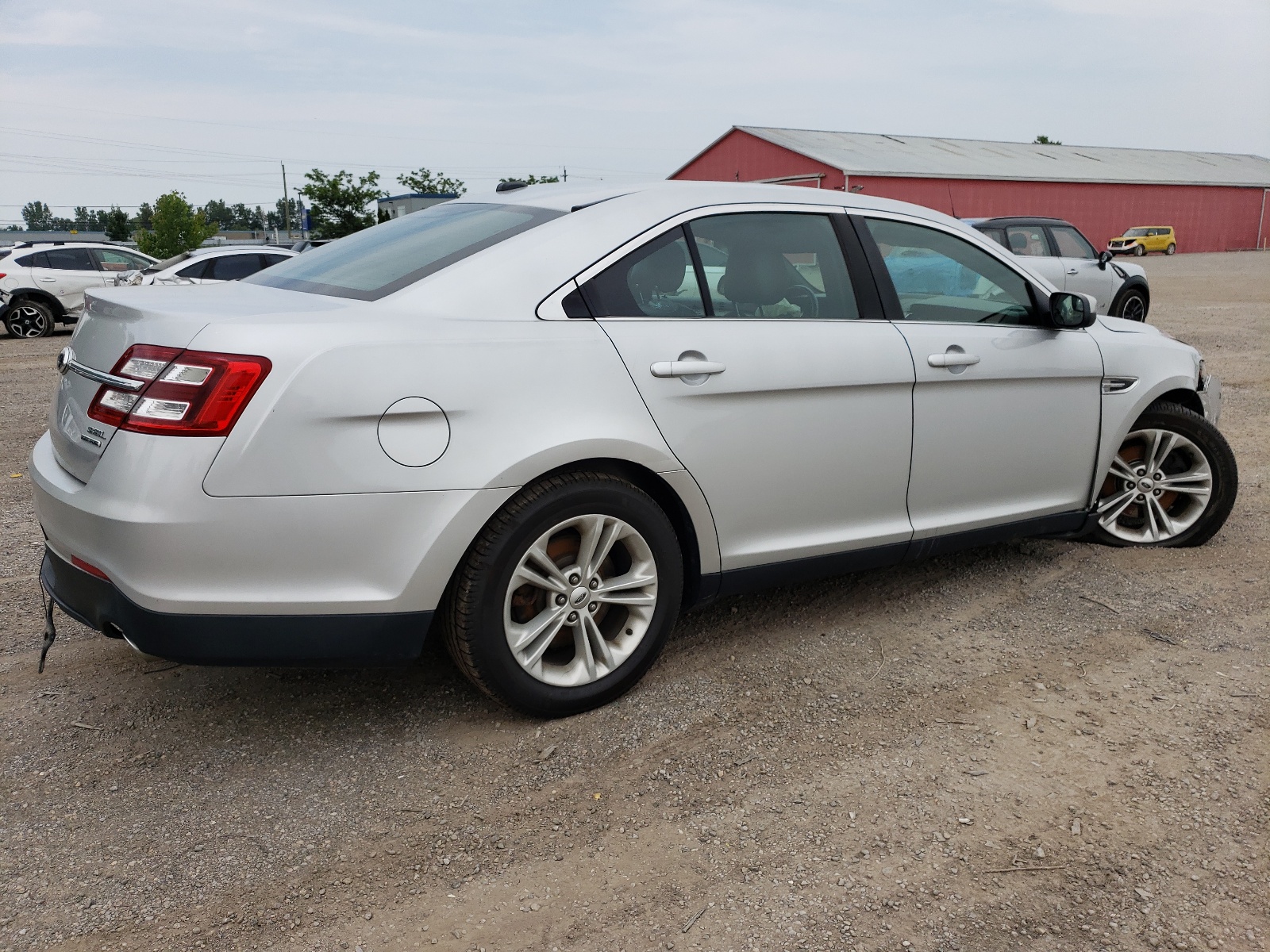 1FAHP2E82EG180885 2014 Ford Taurus Sel